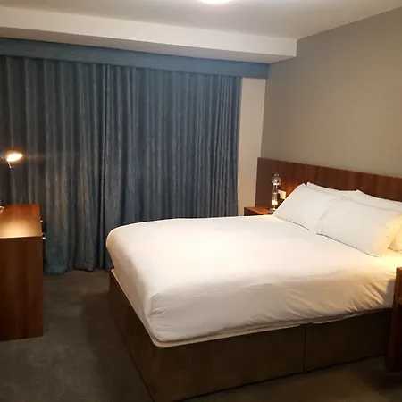 Creggan Court Атлон