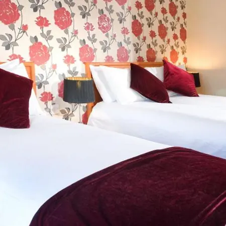 Creggan Court את'לון