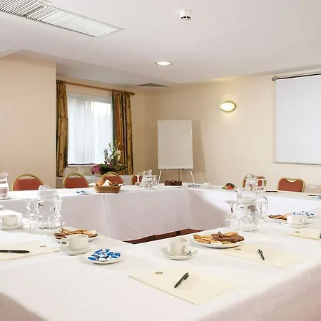 Отель Creggan Court Атлон