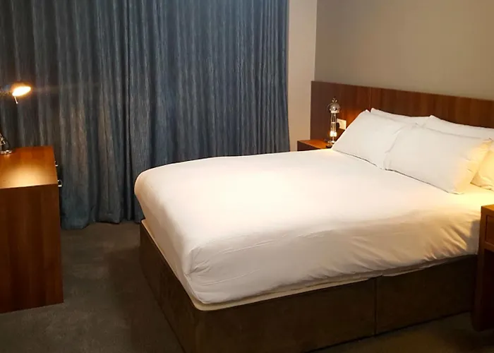 Creggan Court Hotel 3*